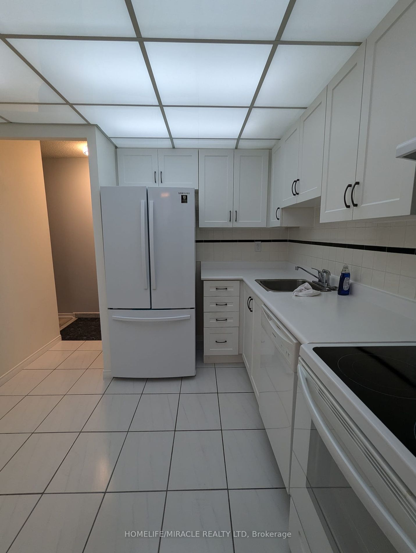 155 Hillcrest Ave, unit 307 for rent - image #7