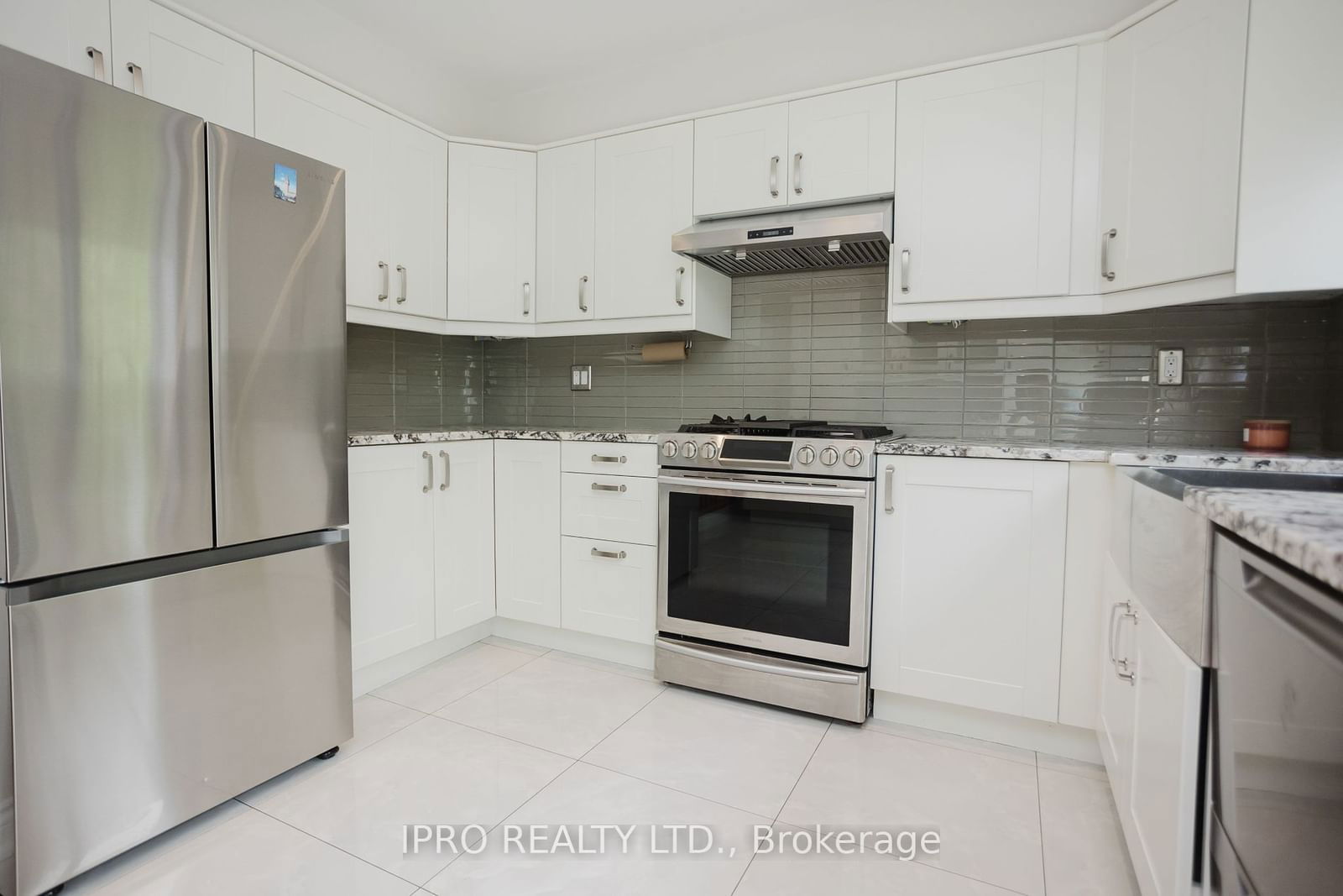 3020 Cedarglen Gate, unit 47 for sale - image #2