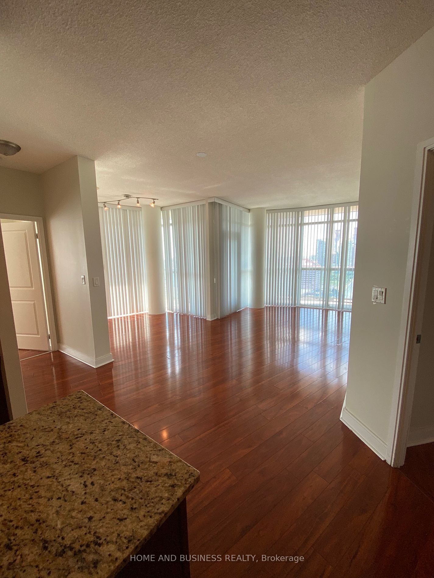 70 Absolute Ave, unit 2505 for rent - image #4