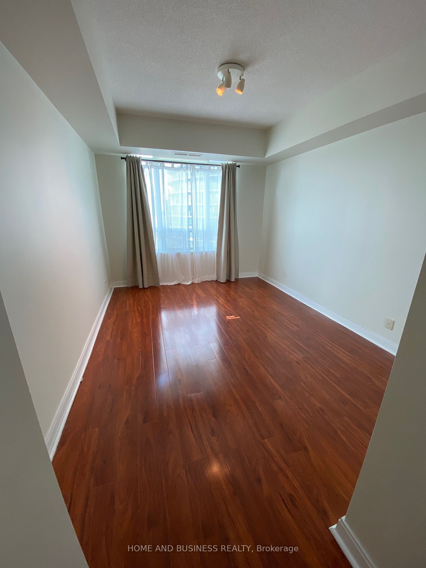 70 Absolute Ave, unit 2505 for rent - image #8