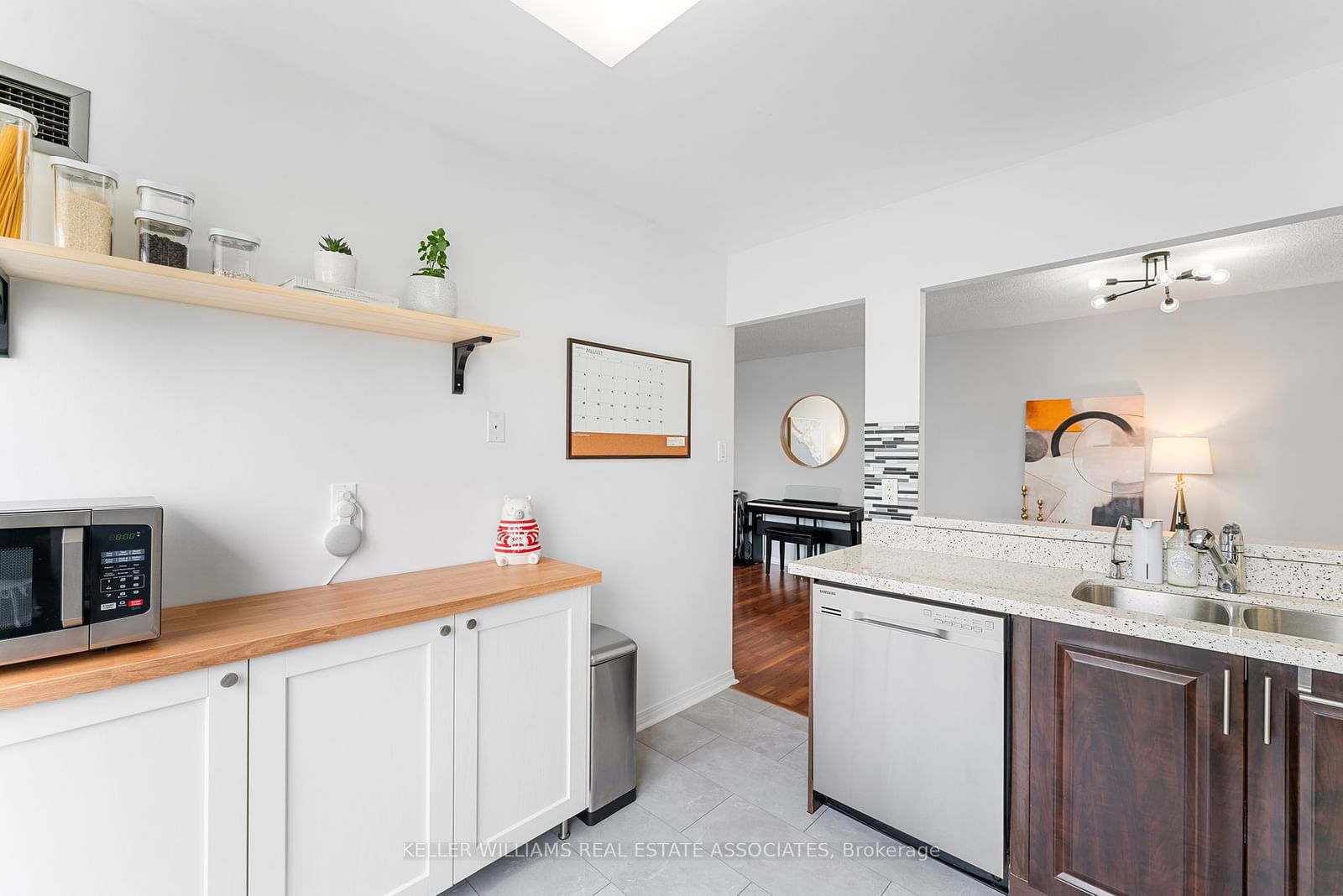 55 Elm Dr W, unit 1609 for sale - image #12