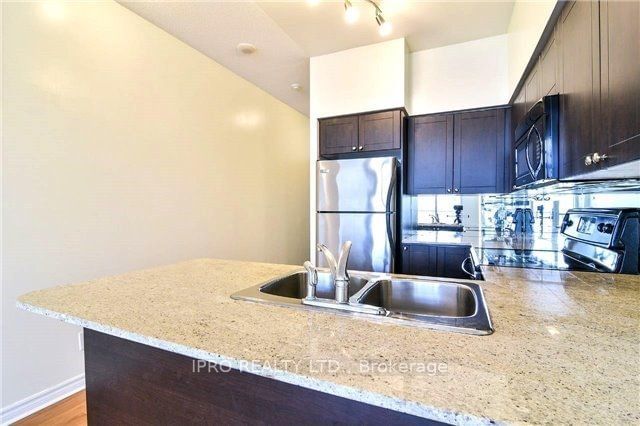 388 Prince of Wales Dr, unit 1207 for rent - image #4