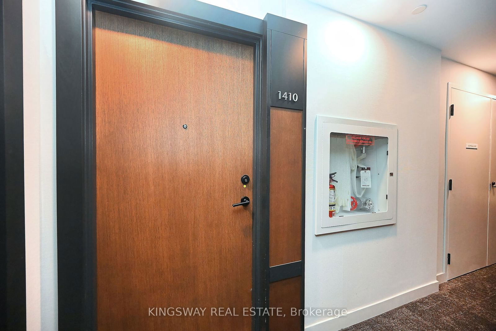 4065 Confederation Pkwy, unit 1410 for sale - image #5