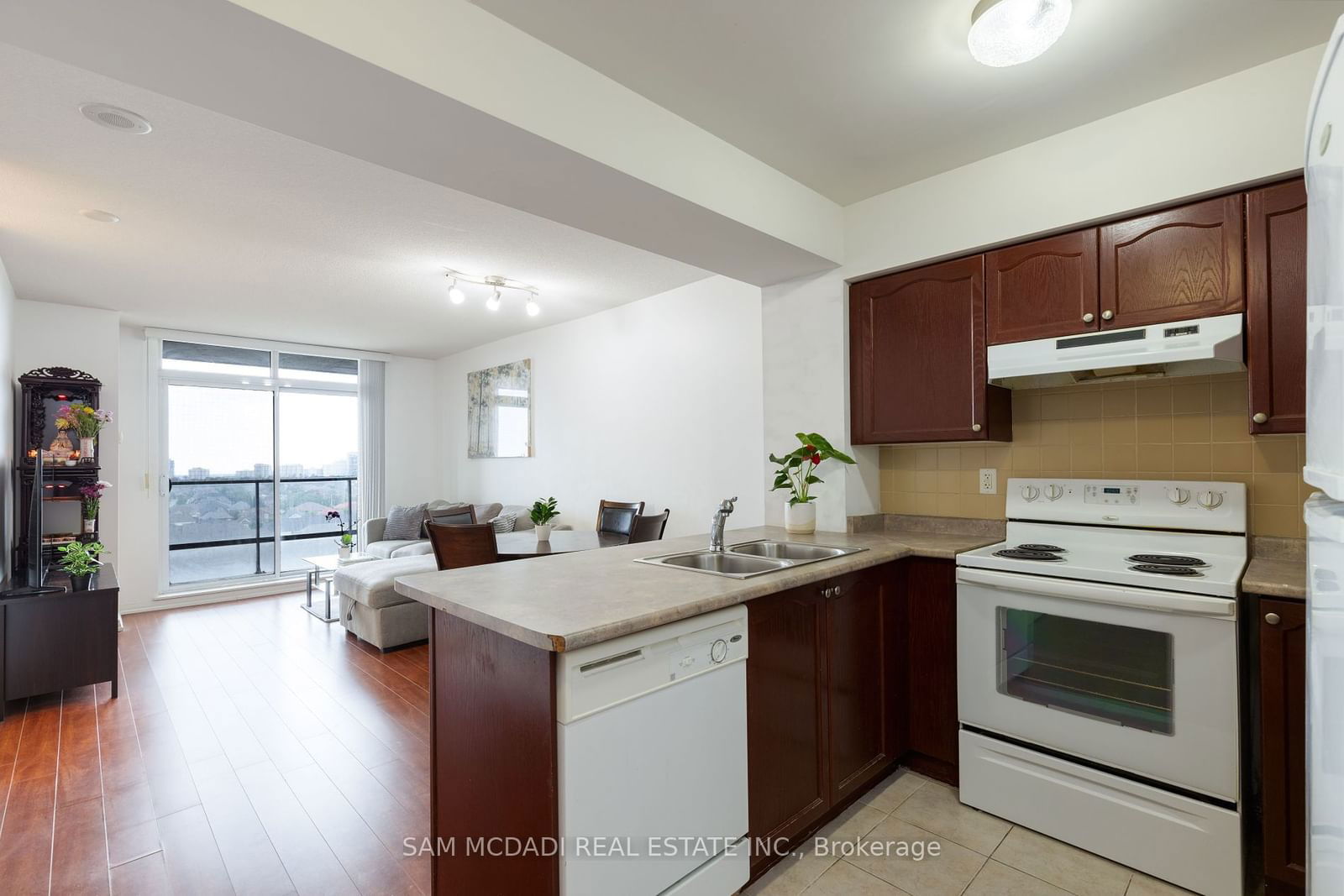 220 Forum Dr, unit 1002 for sale - image #15