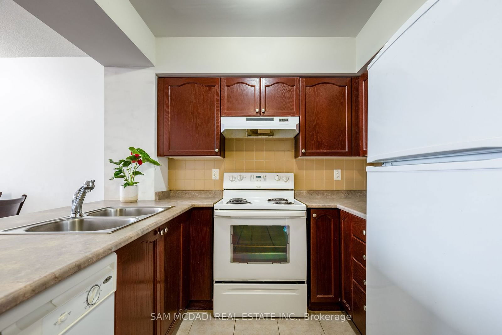 220 Forum Dr, unit 1002 for sale - image #16