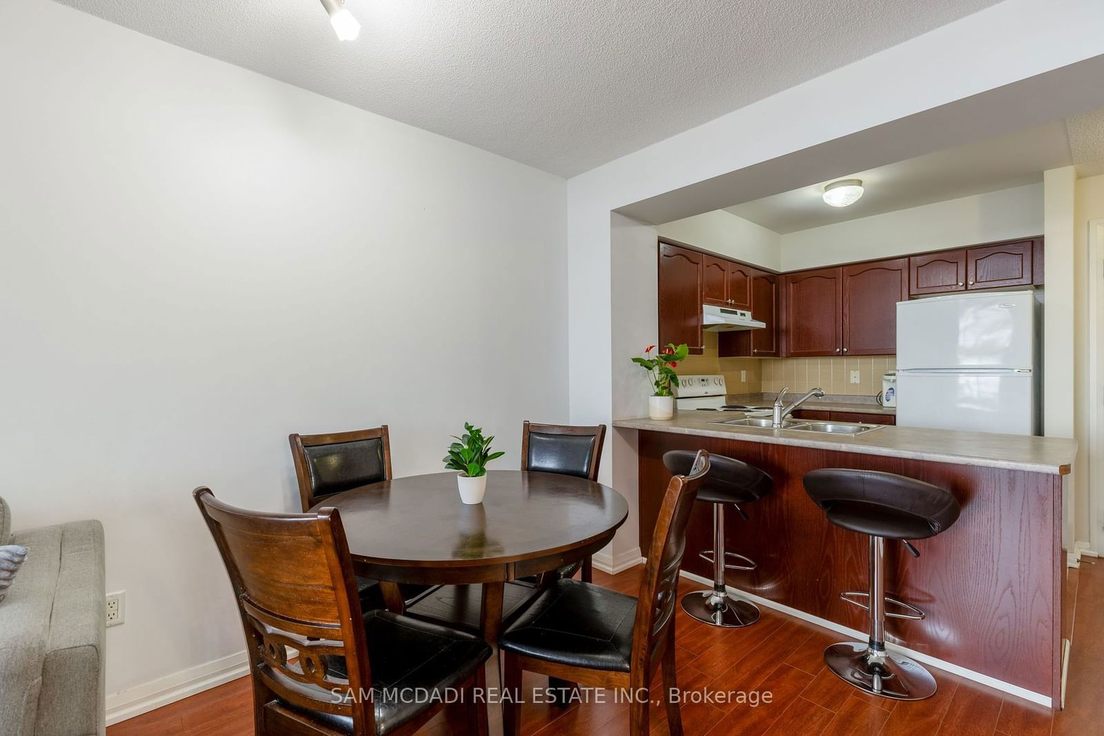 220 Forum Dr, unit 1002 for sale - image #18