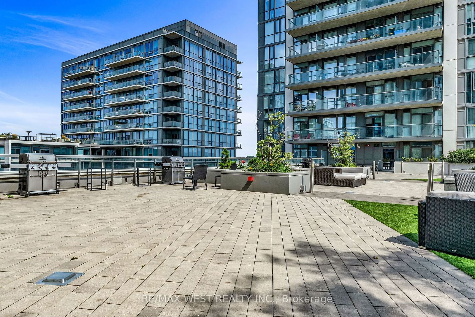 Park Towers Condominiums at IQ, Etobicoke, Toronto