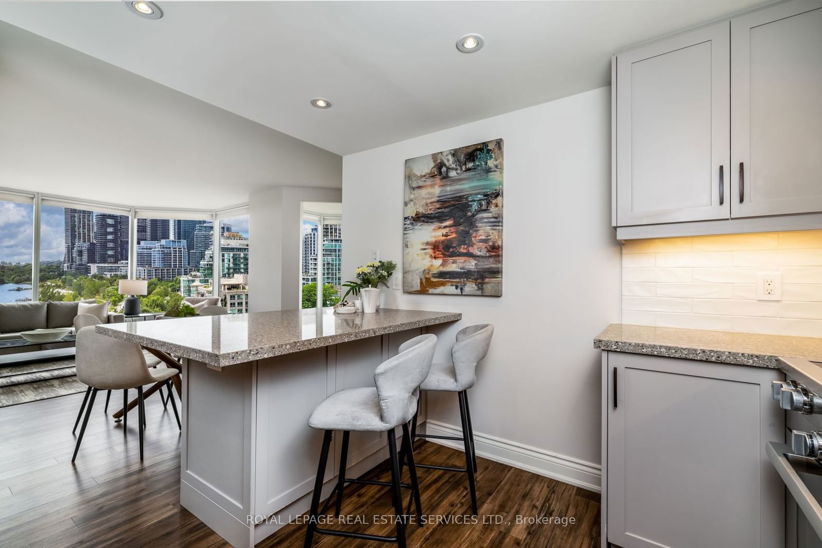 1 Palace Pier Crt, unit 1009 for sale - image #7