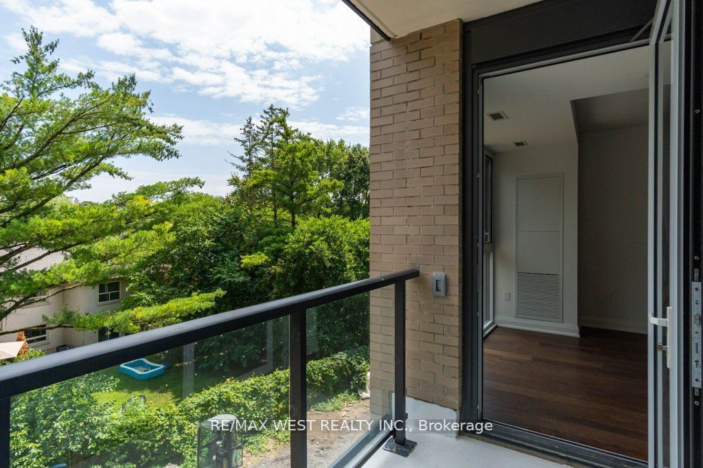 293 The Kingsway, unit 307 for rent - image #25