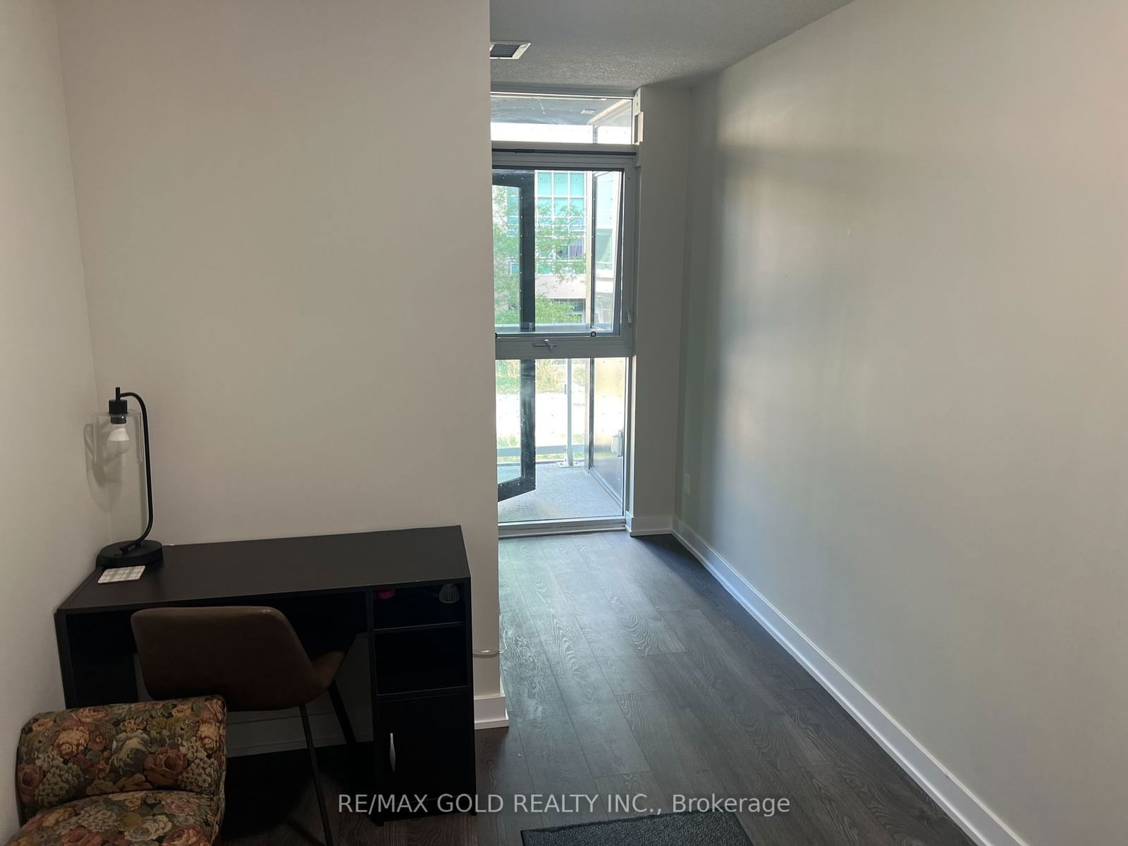 251 Manitoba St, unit 109 for sale