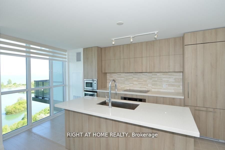 110 Marine Parade Dr, unit 1002 for rent - image #8