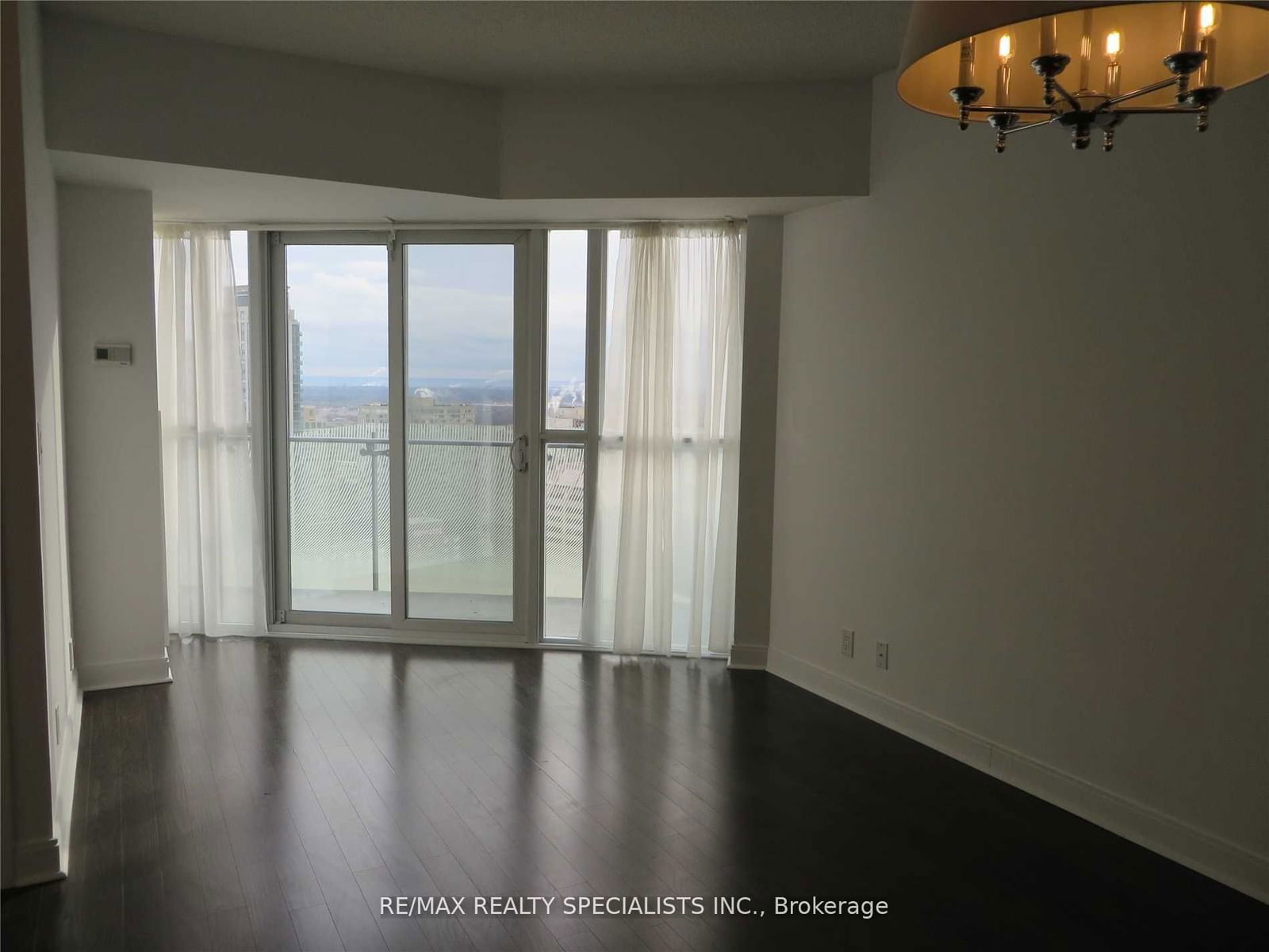 50 Absolute Ave, unit 2806 for rent - image #6