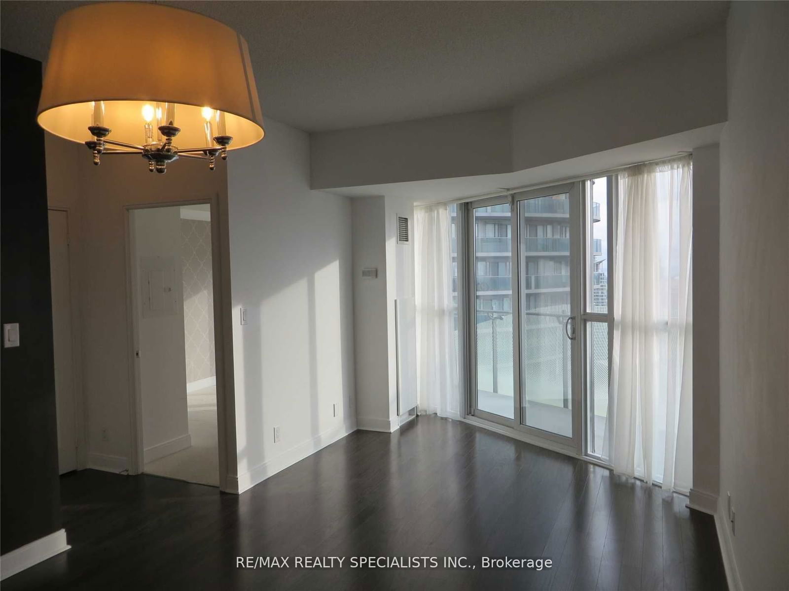 50 Absolute Ave, unit 2806 for rent - image #7