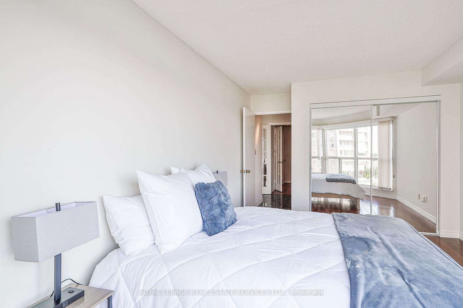 2267 Lake Shore Blvd W, unit 814 for sale - image #16