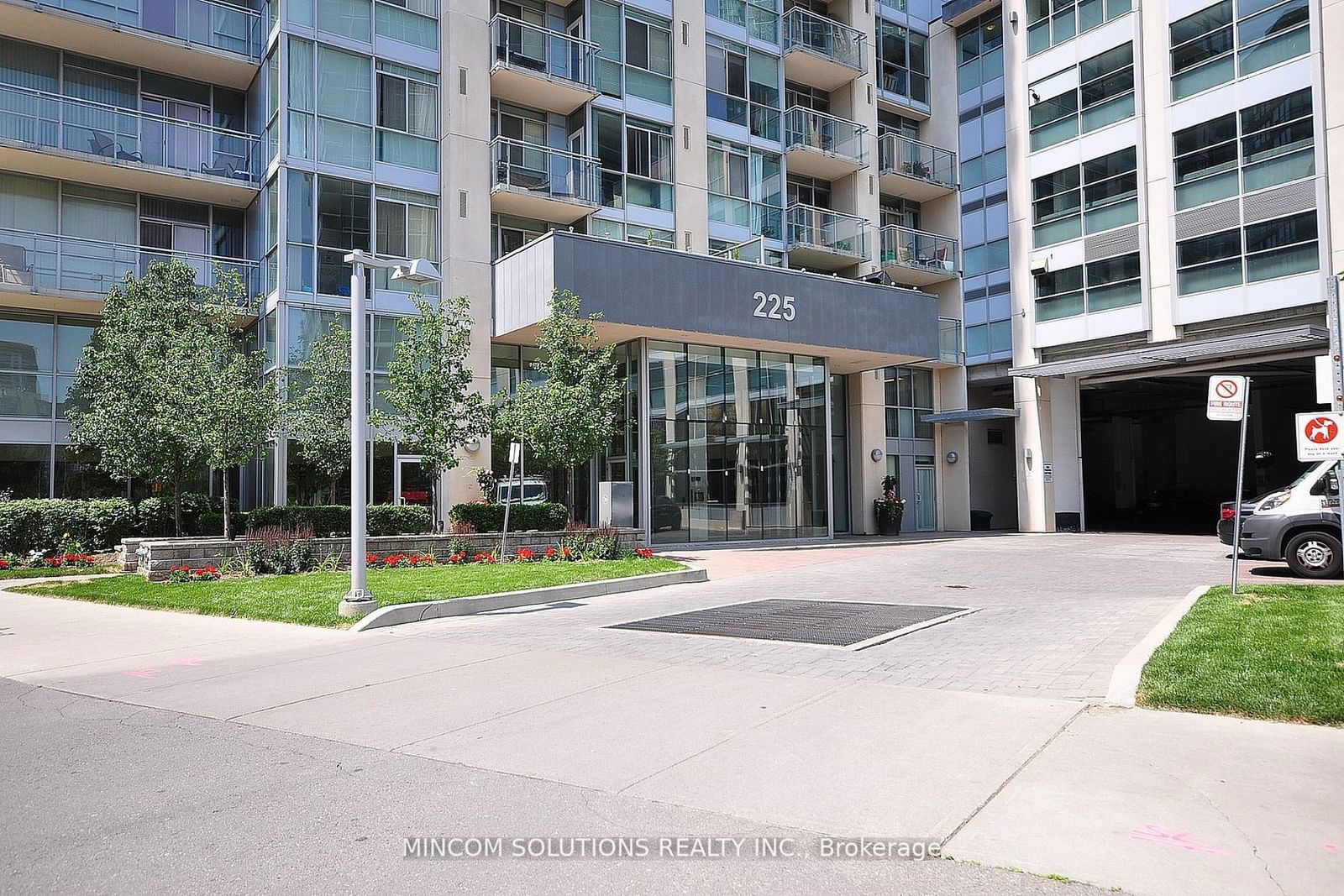 225 Webb Dr, unit 2604 for sale