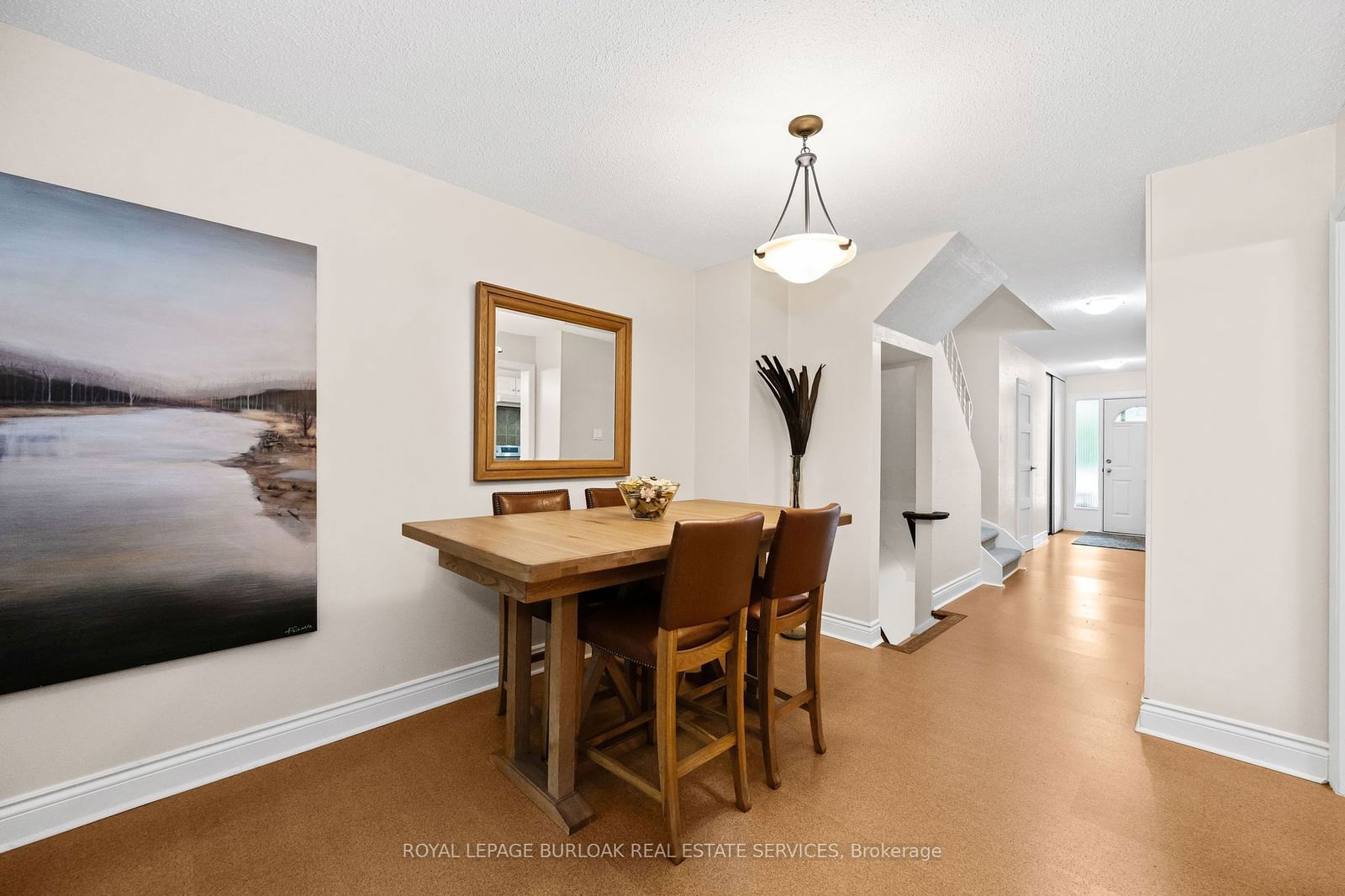 2301 Cavendish Dr, unit 118 for sale - image #5