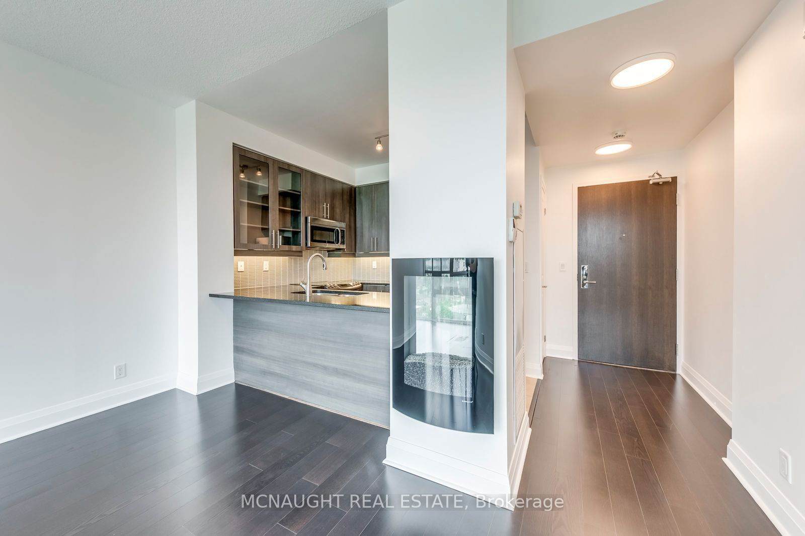 1185 The Queensway, unit 914 for sale