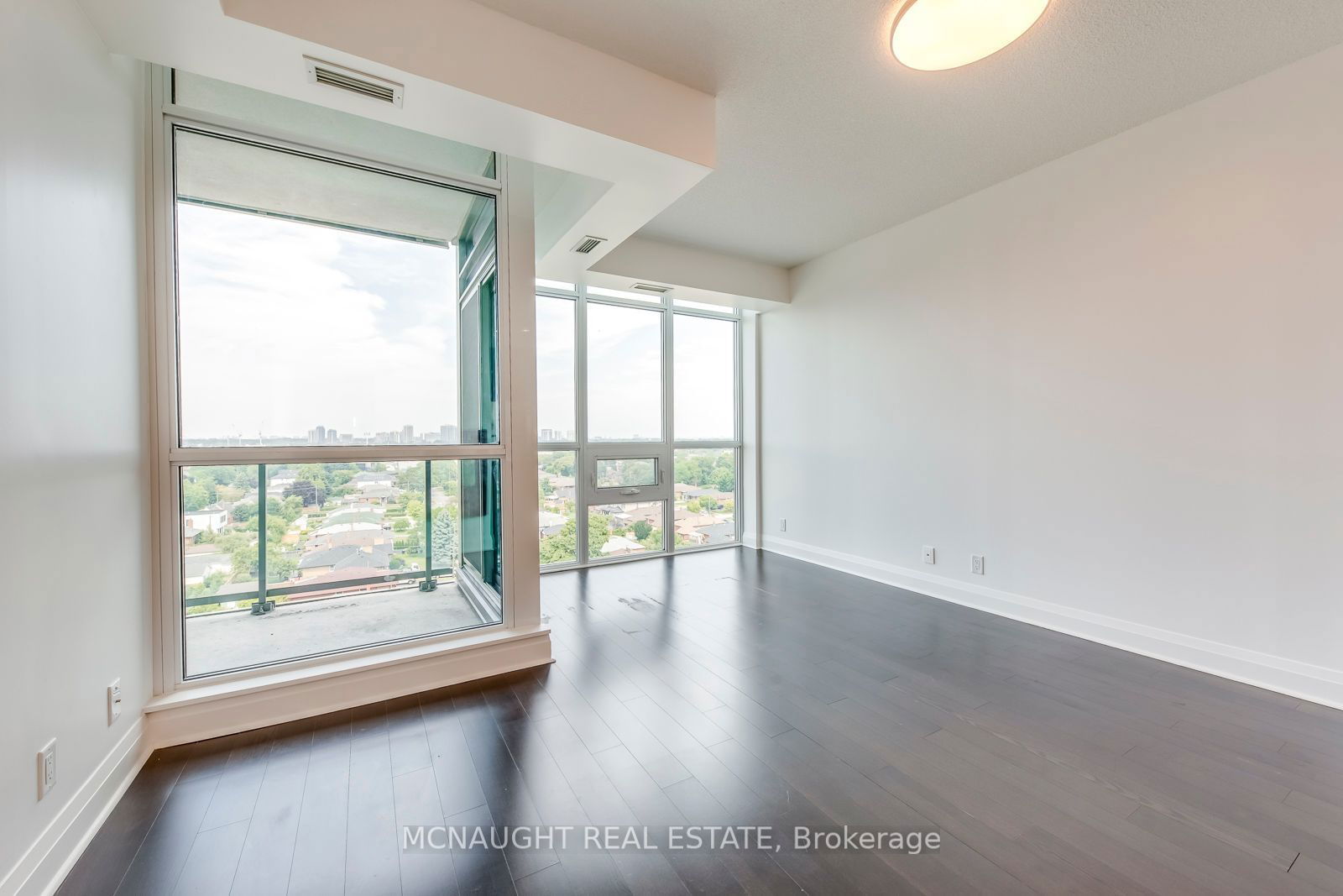 1185 The Queensway, unit 914 for sale