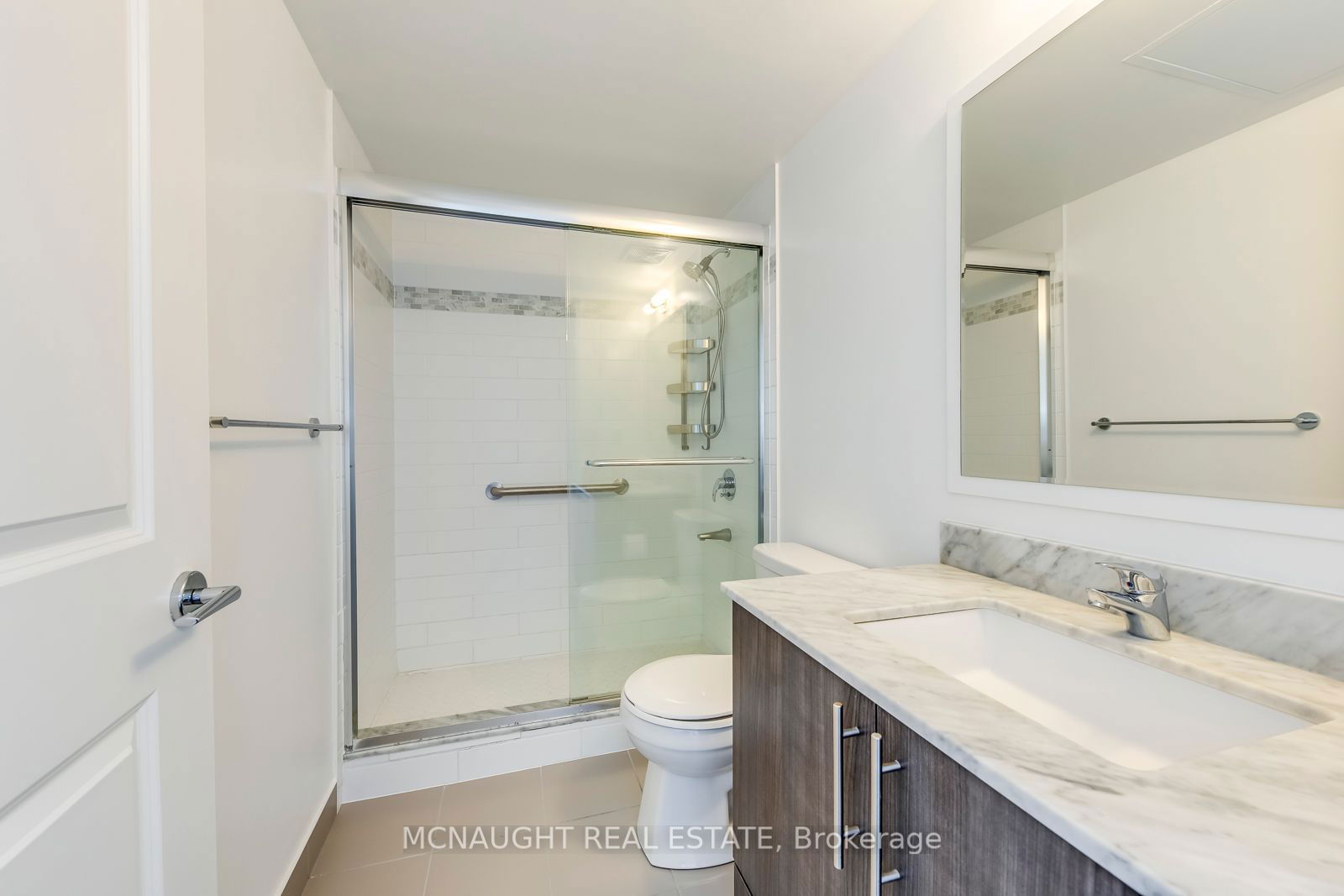 1185 The Queensway, unit 914 for sale