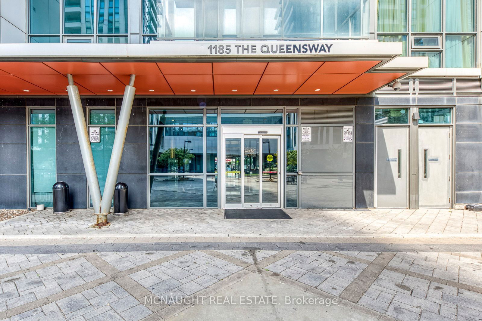 1185 The Queensway, unit 914 for sale