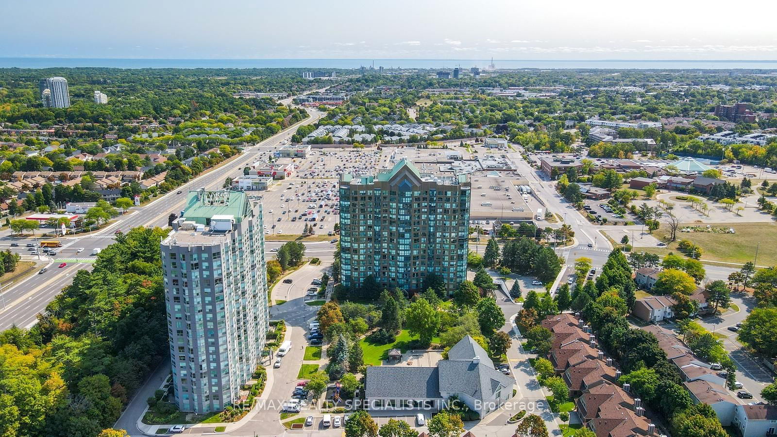 2177 Burnhamthorpe Rd W, unit 404 for sale