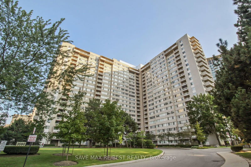 3590 Kaneff Cres, unit 1111 for sale - image #1