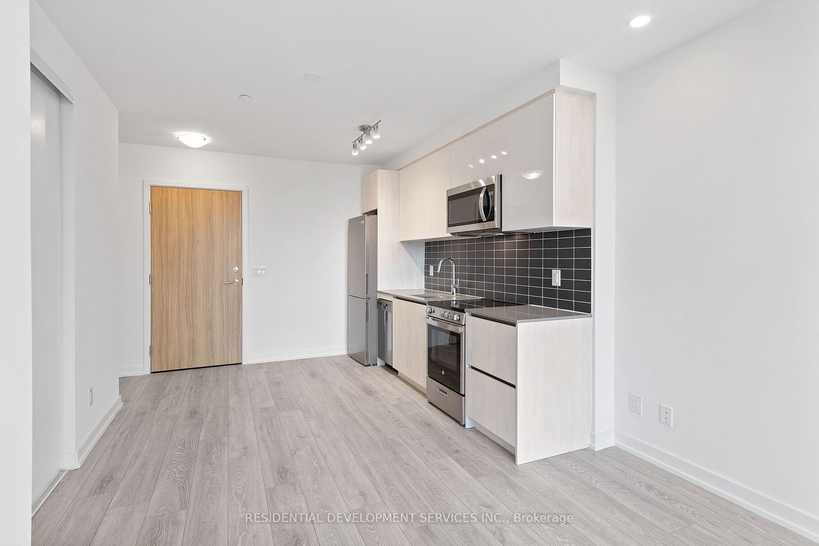 3100 Keele St, unit 414 for sale