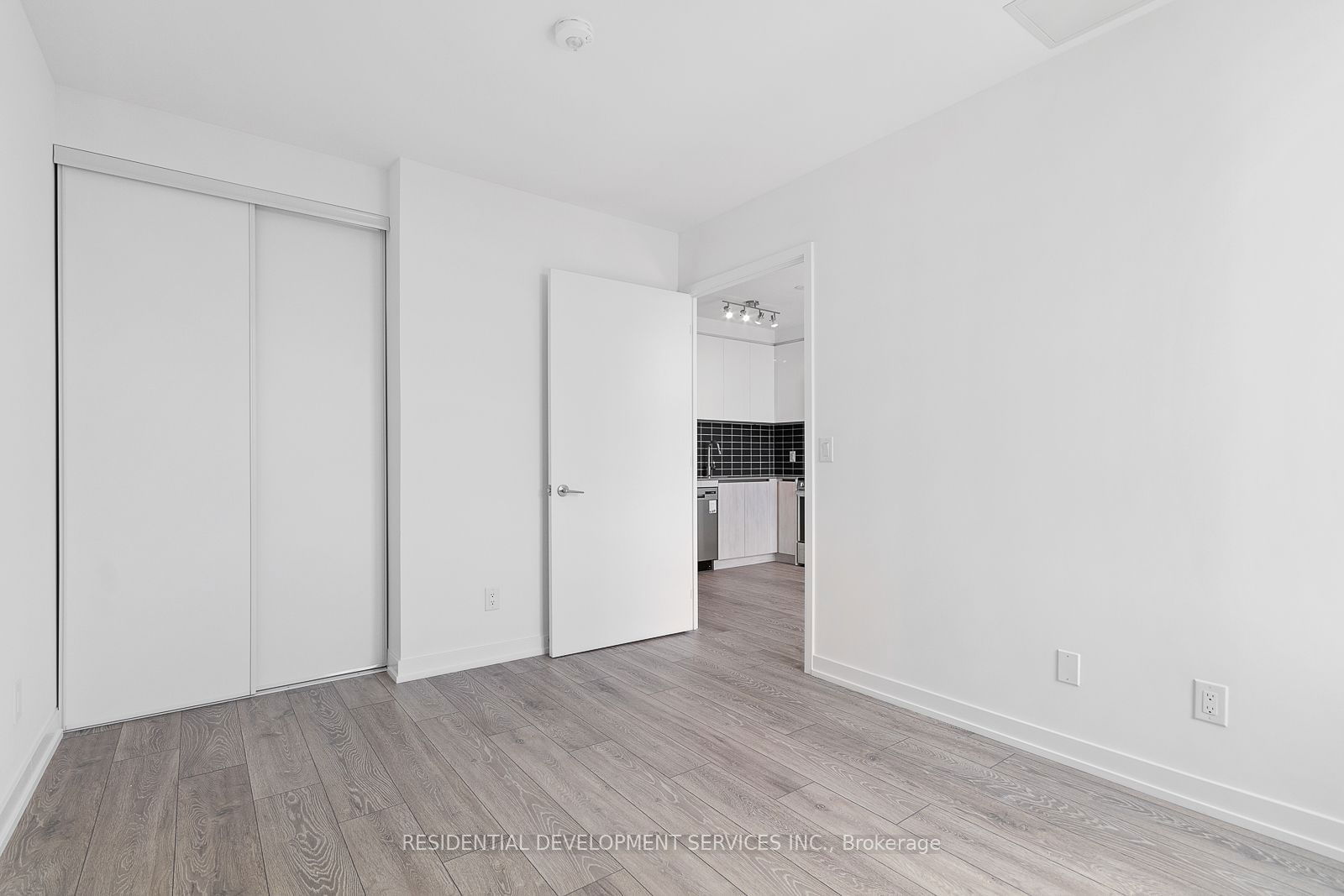 3100 Keele St, unit 1125 for sale - image #8