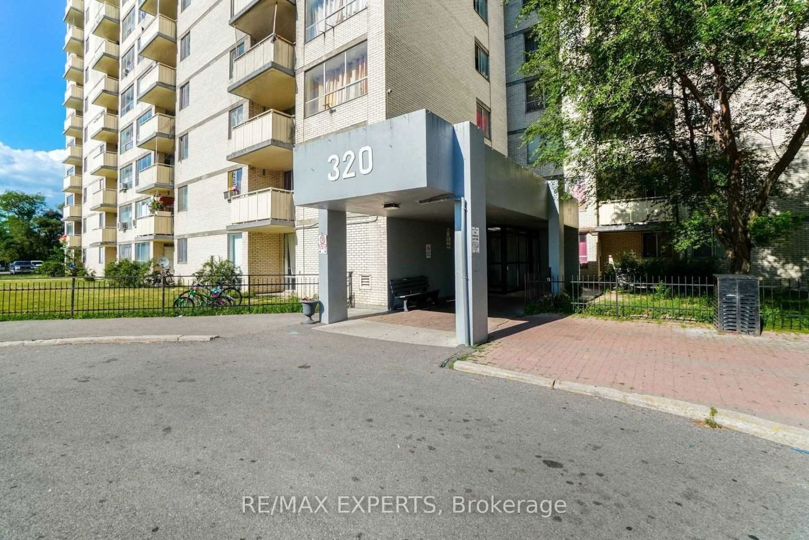 320 Dixon Rd, unit 816 for sale - image #4