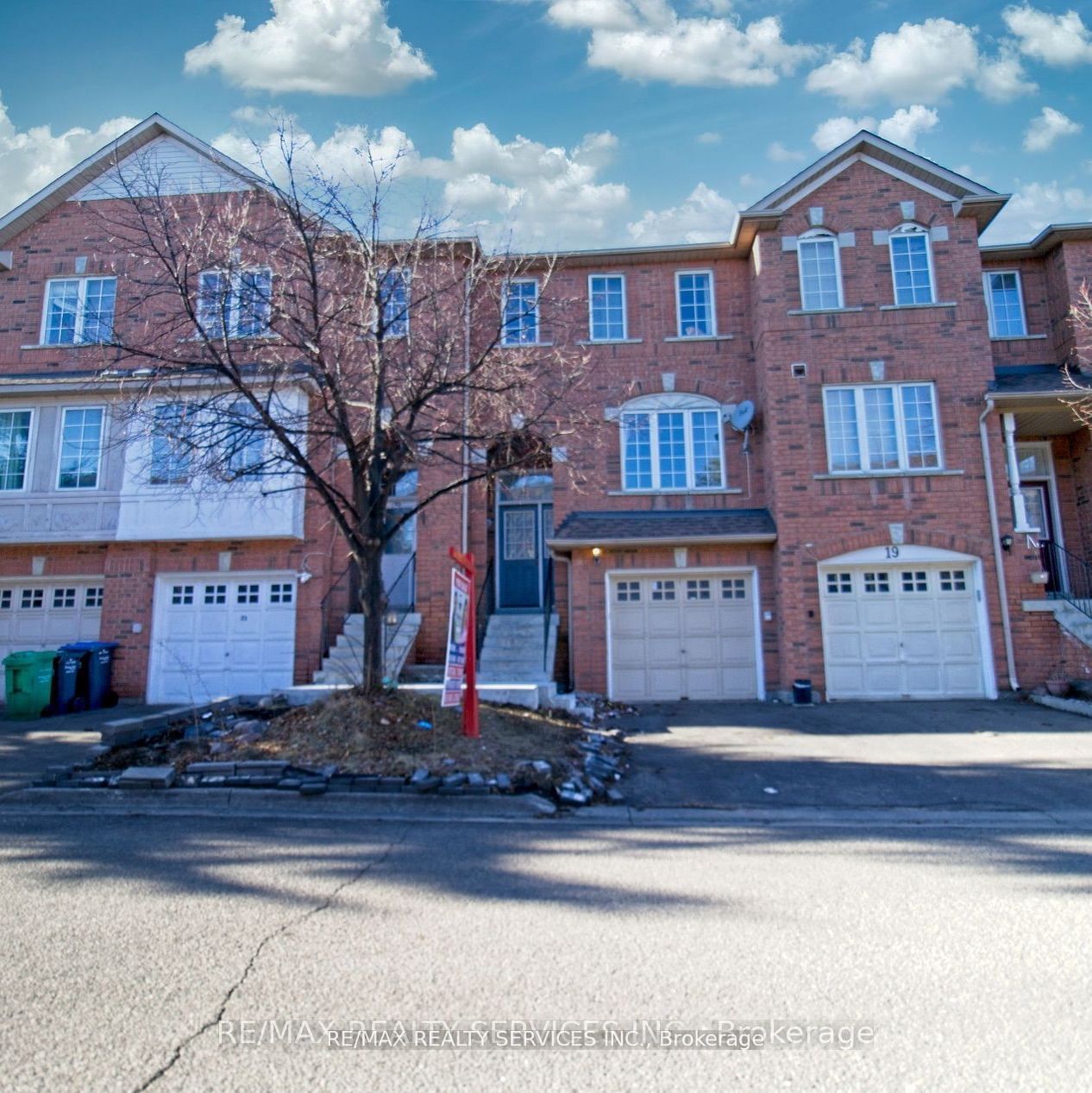 170 Havelock Dr, unit 21 for sale - image #1