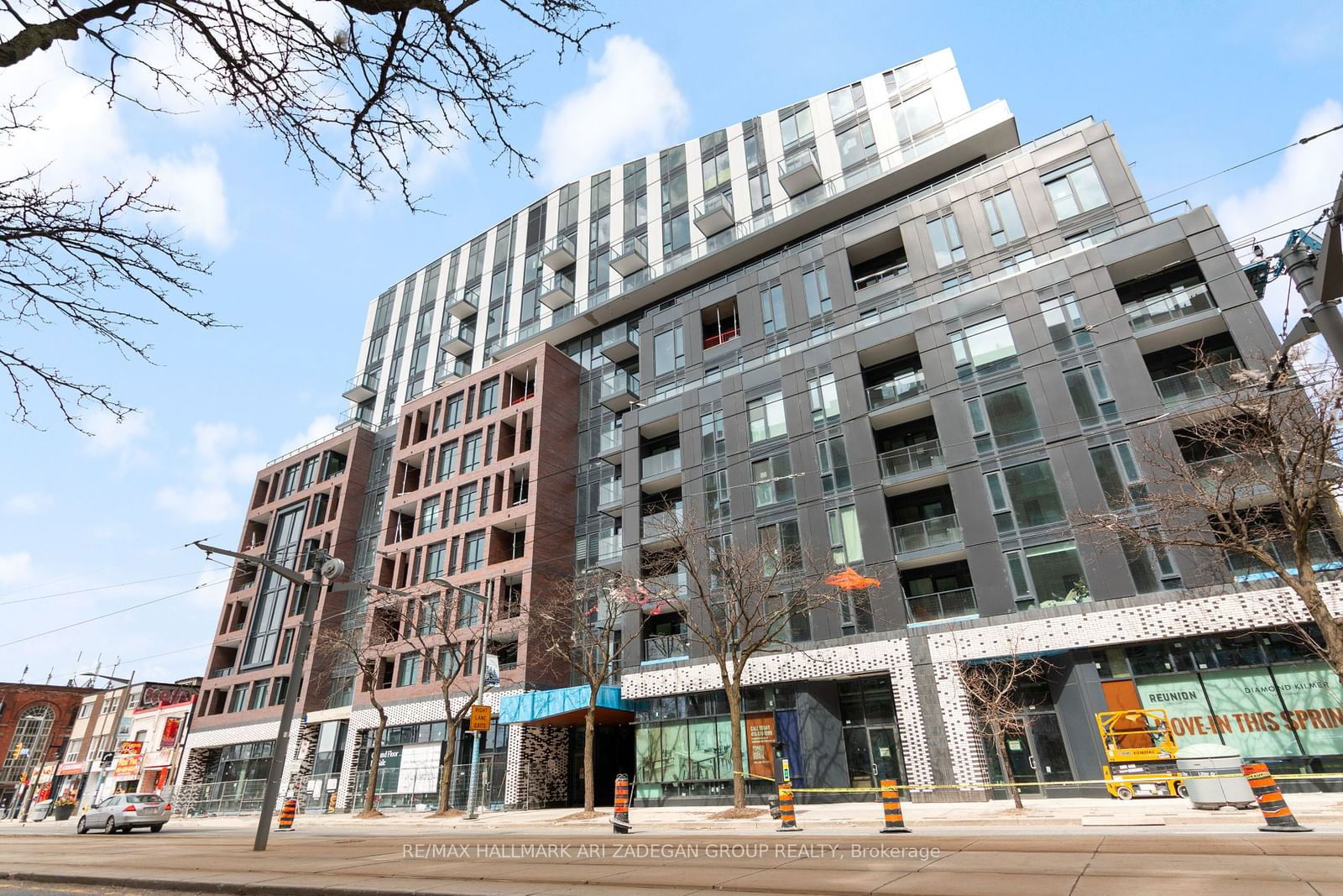 1808 St. Clair Ave W, unit #518 for rent