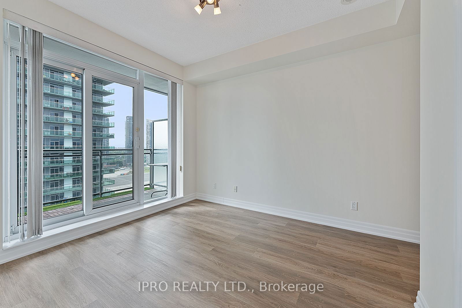 2121 Lake Shore Blvd W, unit 2308 for rent