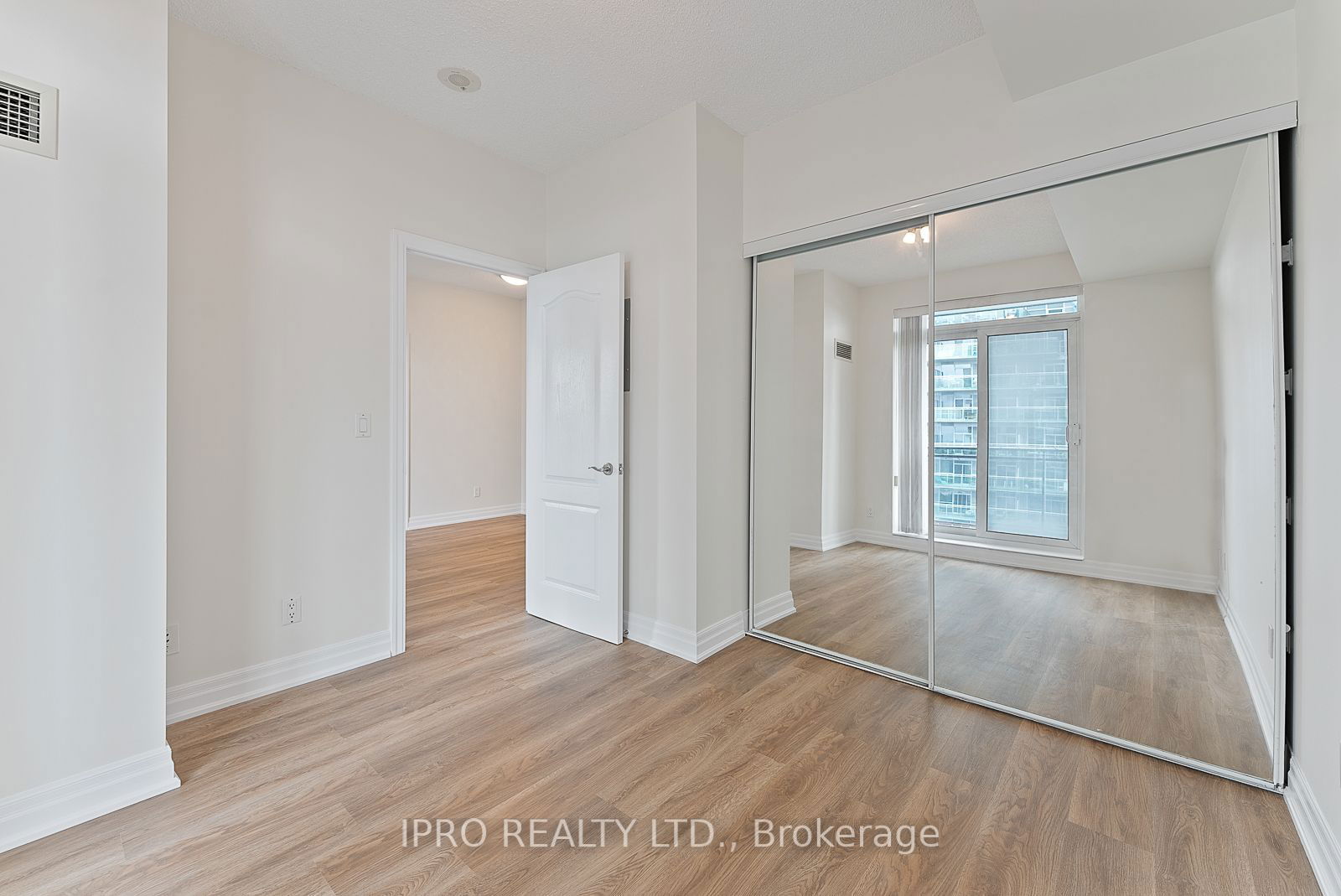 2121 Lake Shore Blvd W, unit 2308 for rent