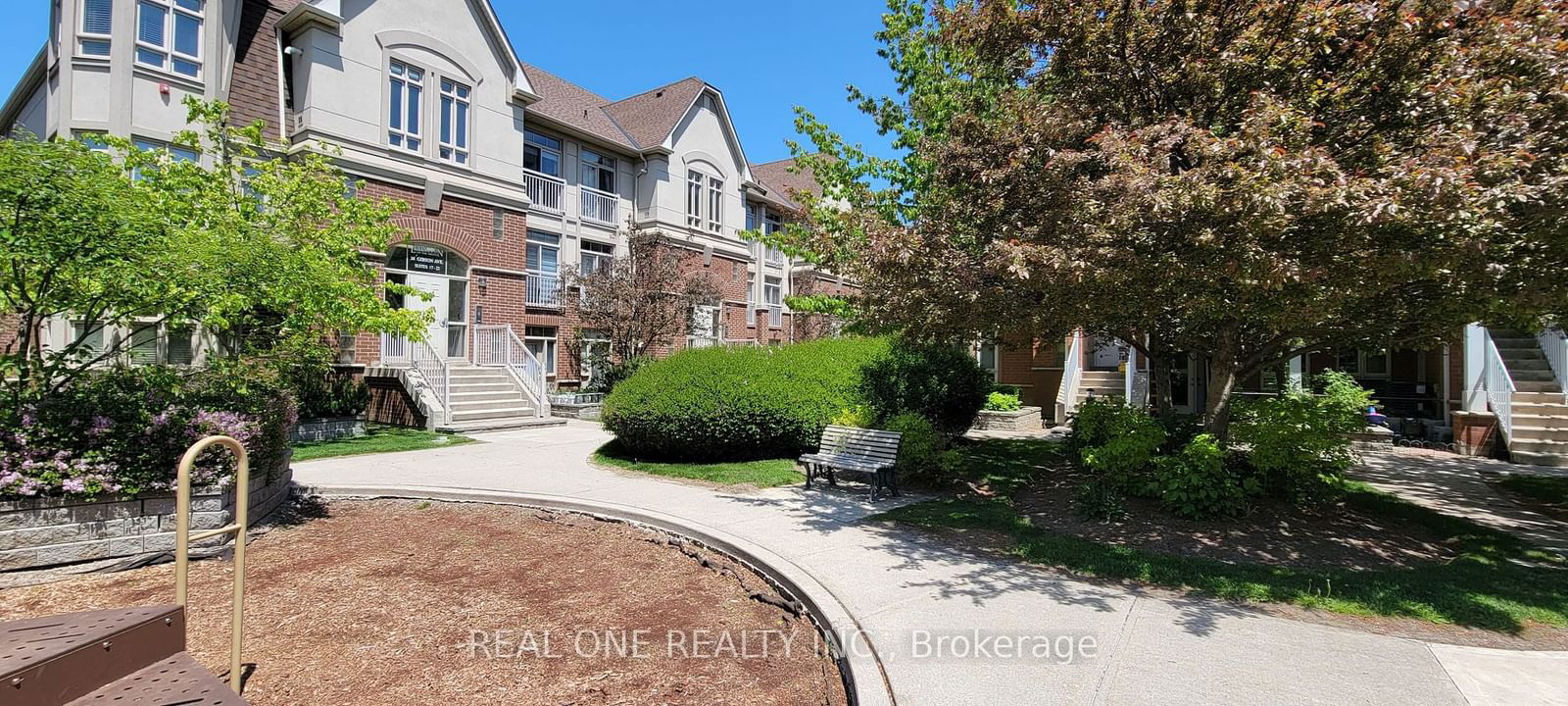 38 Gibson Ave, unit 11 for sale - image #20