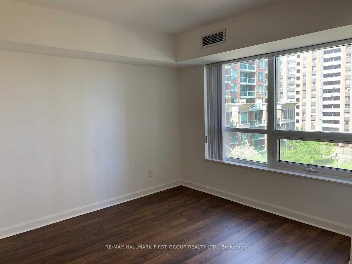 1 Michael Power Pl, unit 511 for rent - image #8