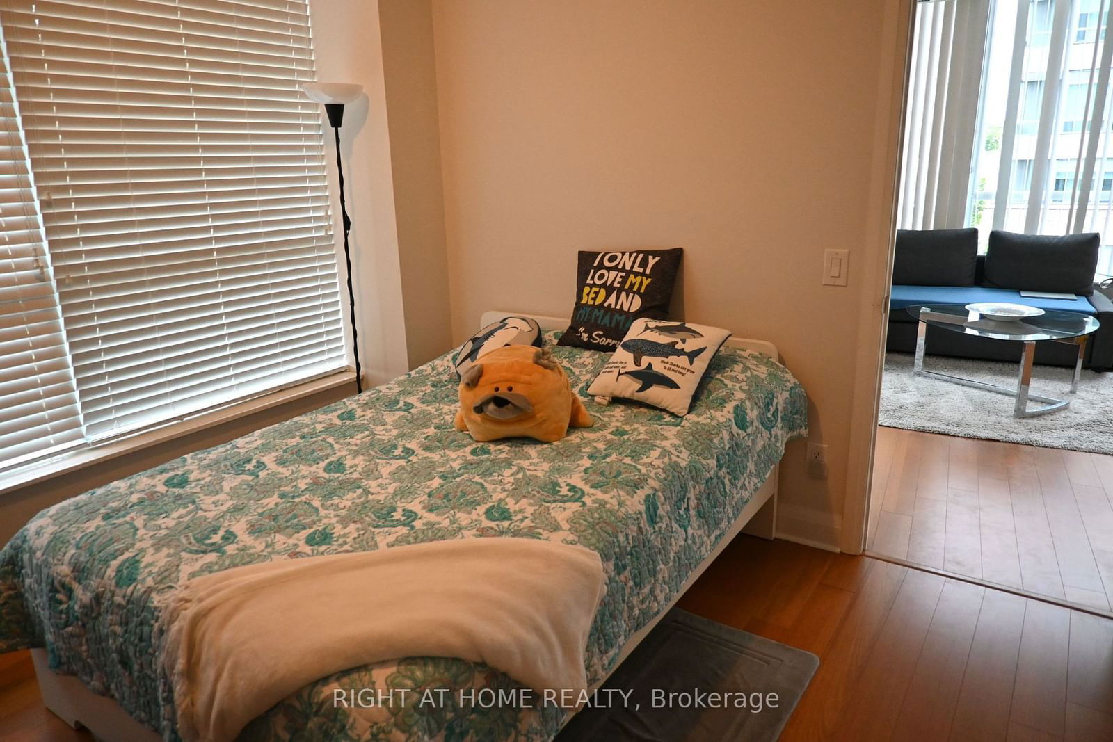 1 Hurontario St, unit 315 for sale - image #17