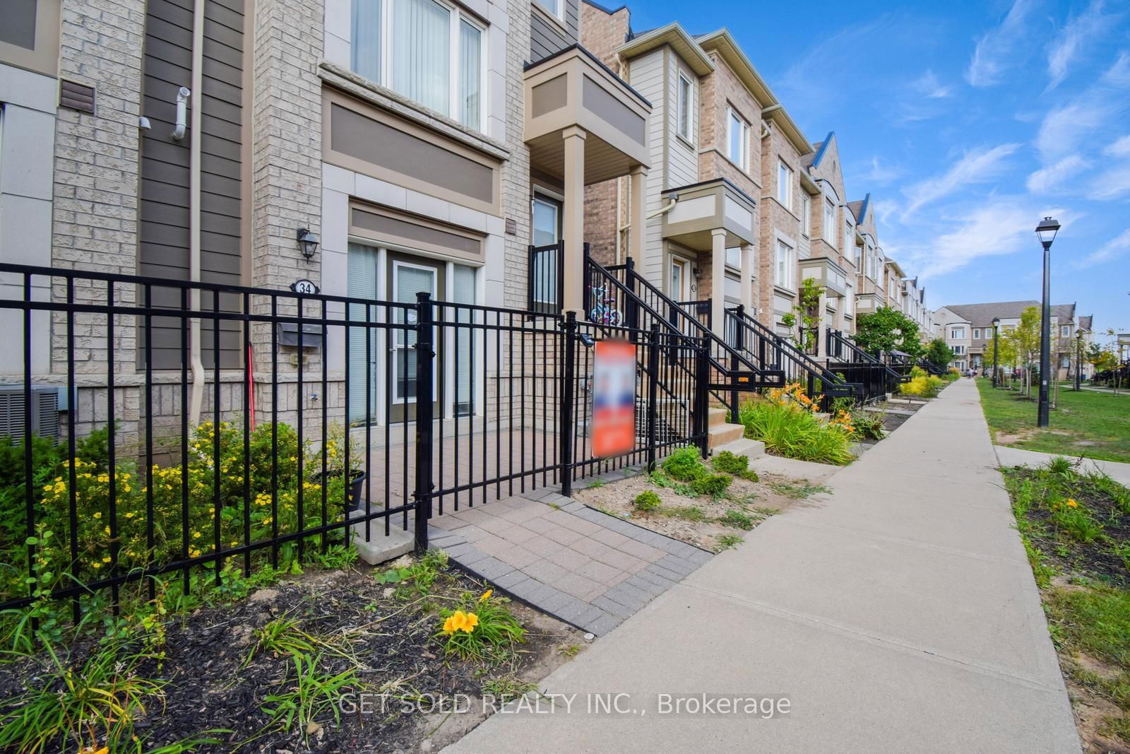 Beckenrose Court Townhomes, Brampton, Toronto