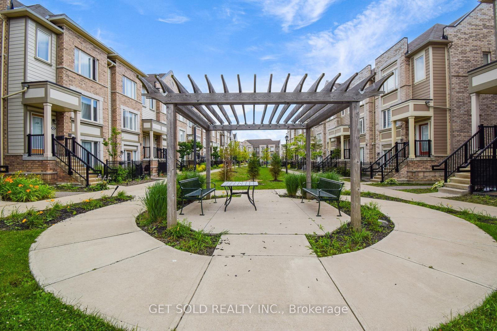 Beckenrose Court Townhomes, Brampton, Toronto