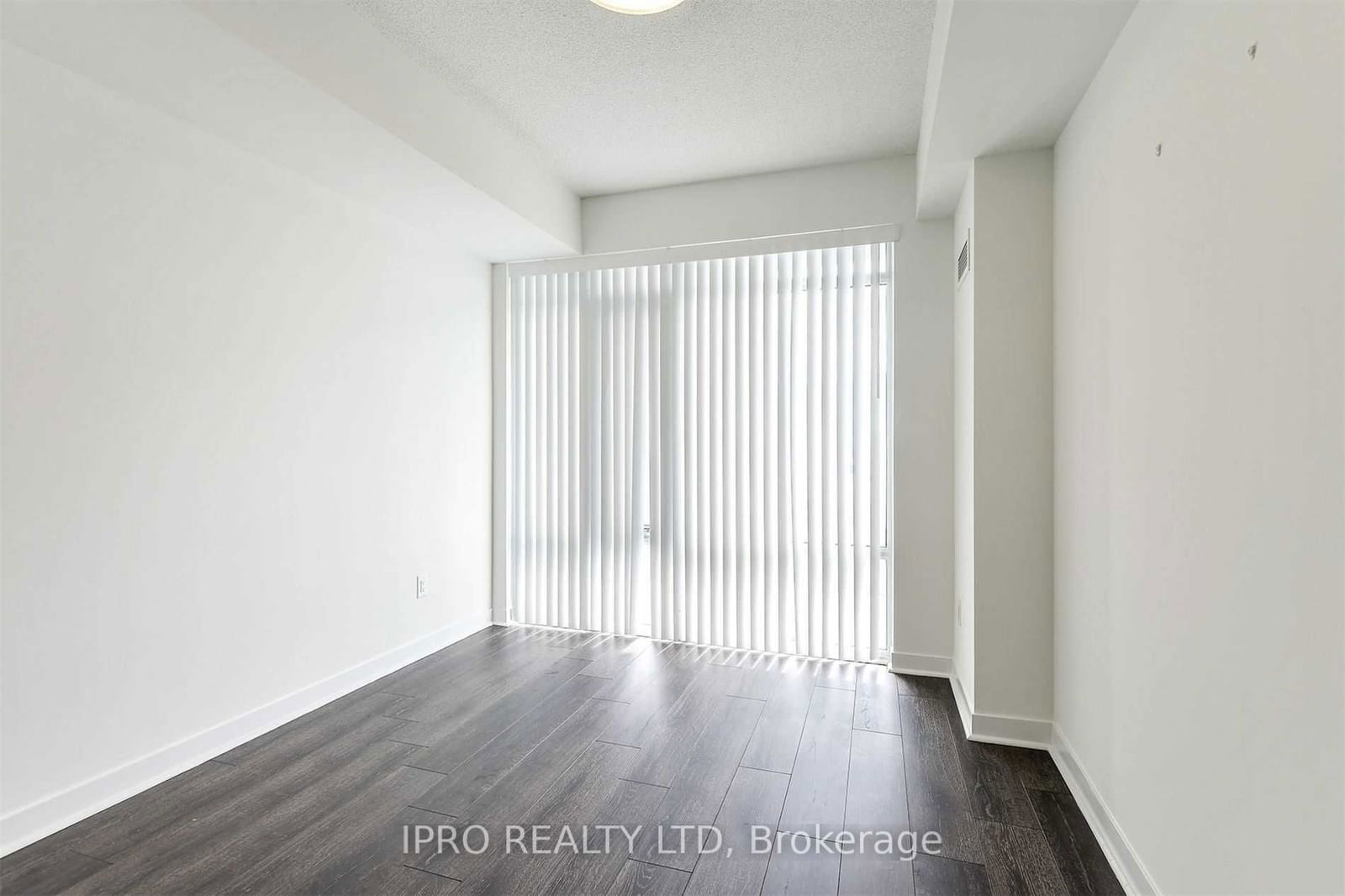 360 Square One Dr, unit 2403 for rent - image #11