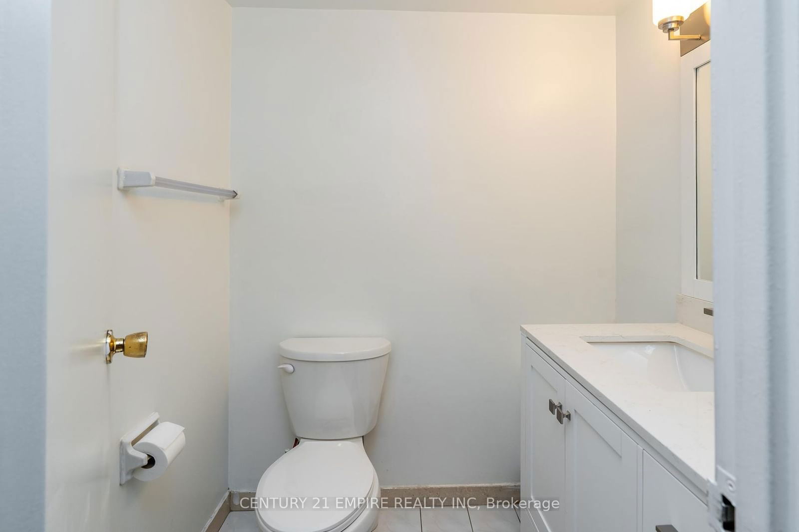 75 EMMETT Ave, unit 216 for sale - image #12