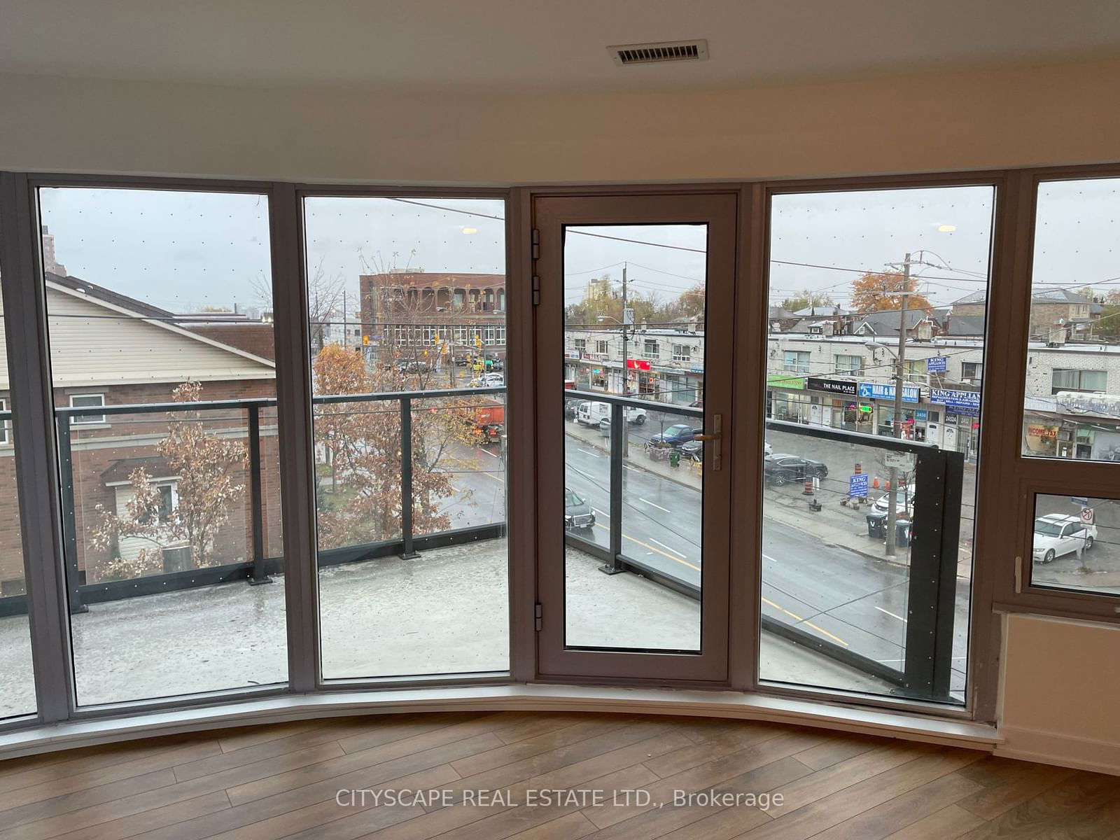 2433 Dufferin St W, unit 507 for sale