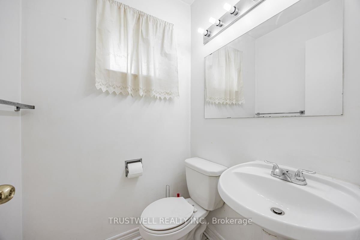 353 Driftwood Ave, unit 7 for sale - image #12