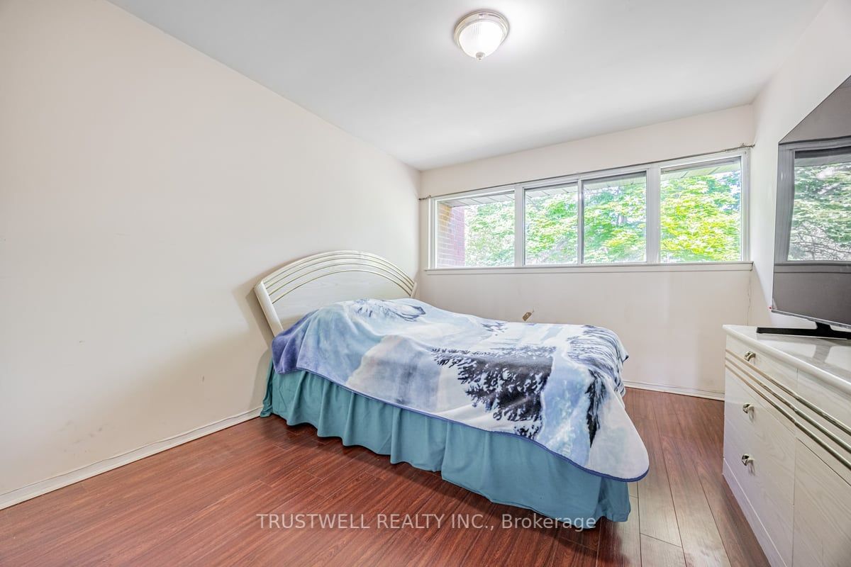 353 Driftwood Ave, unit 7 for sale - image #13