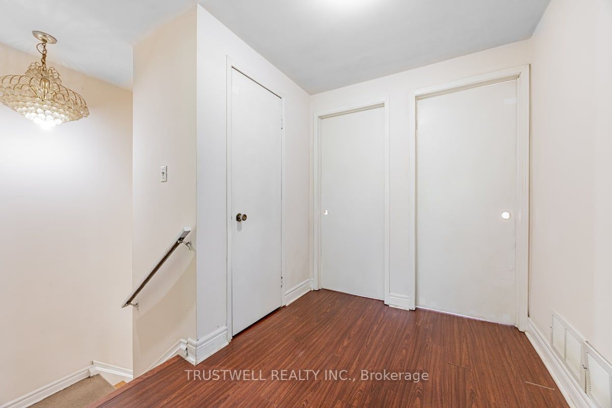 353 Driftwood Ave, unit 7 for sale - image #18