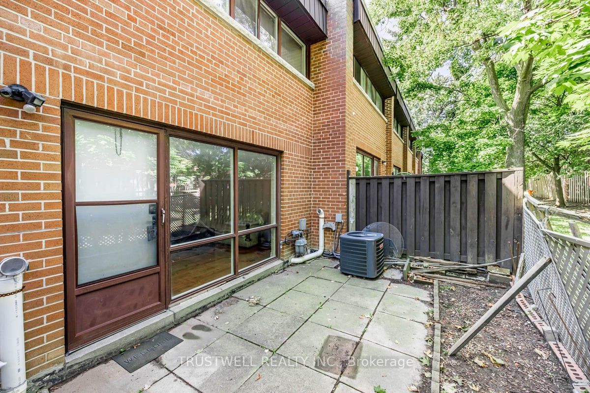 353 Driftwood Ave, unit 7 for sale - image #24