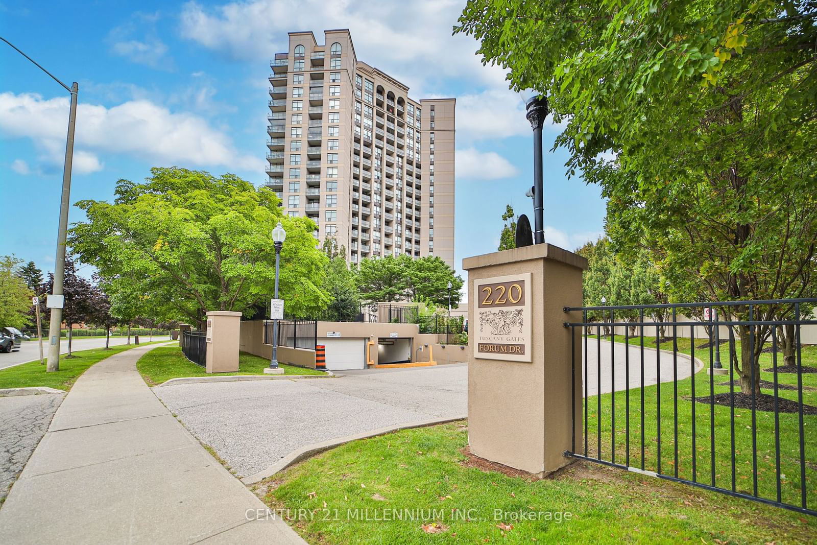 220 Forum Dr N, unit 909 for sale - image #1