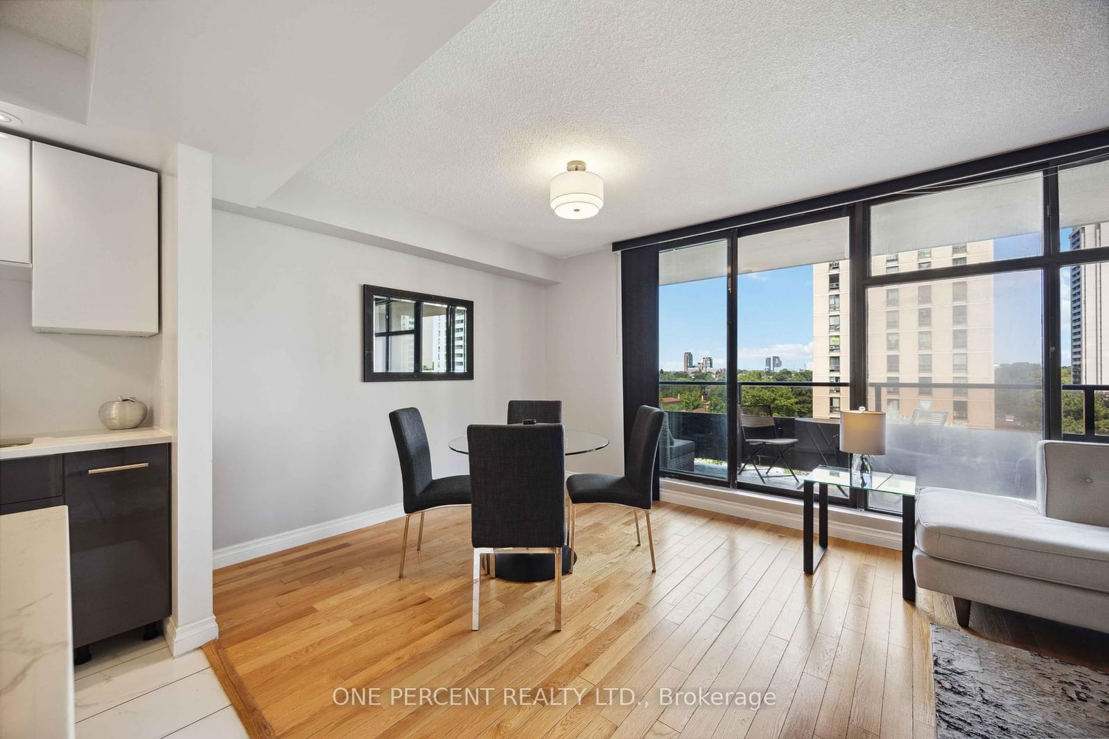 135 Marlee Ave, unit 704 for sale - image #11