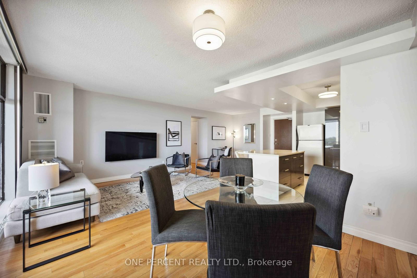 135 Marlee Ave, unit 704 for sale - image #12