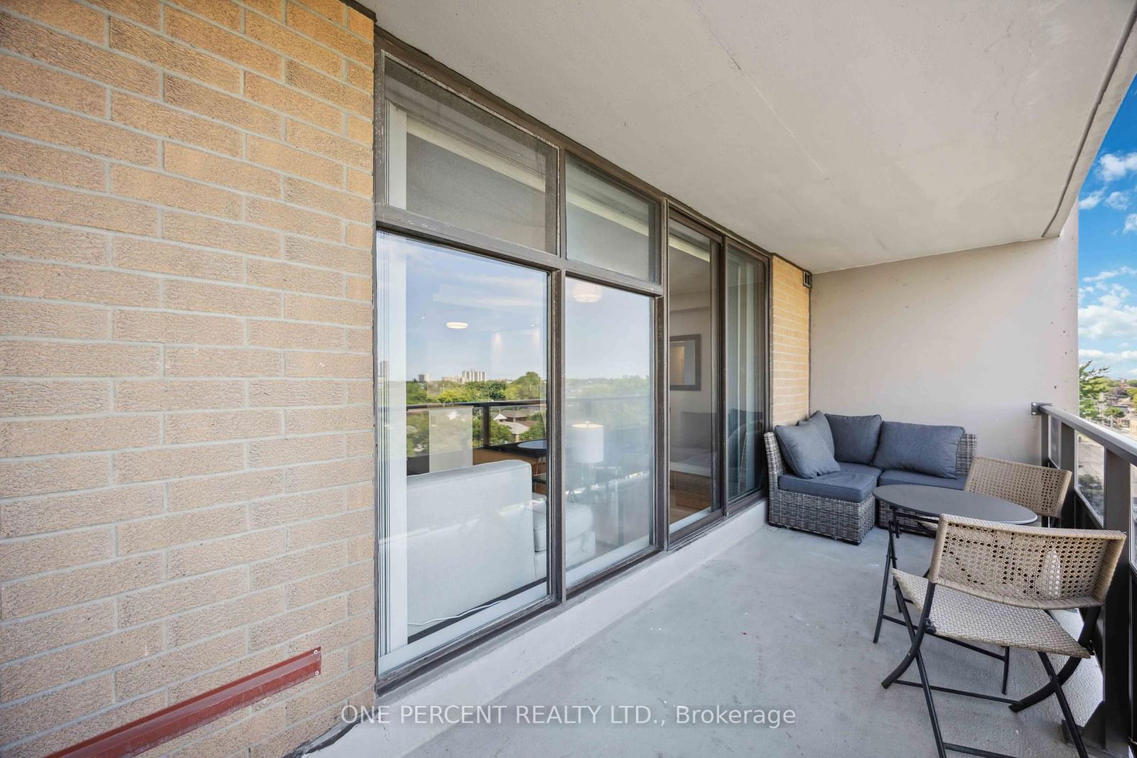 135 Marlee Ave, unit 704 for sale - image #24