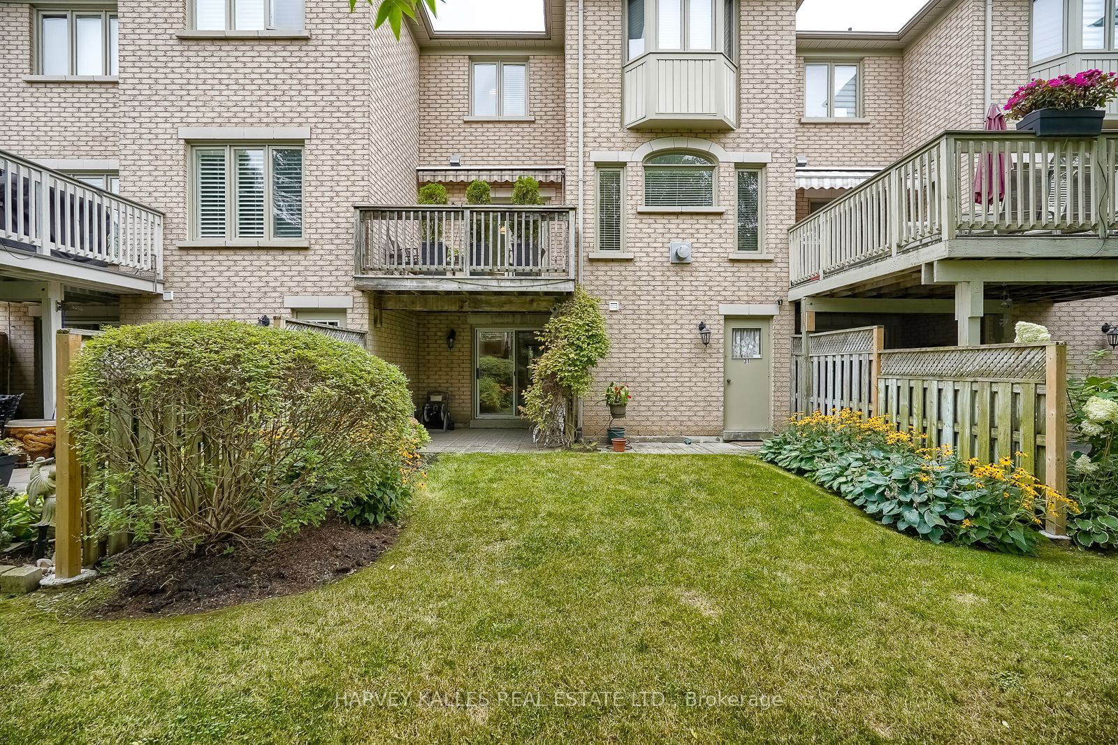 191 La Rose Ave, unit 31 for sale - image #28